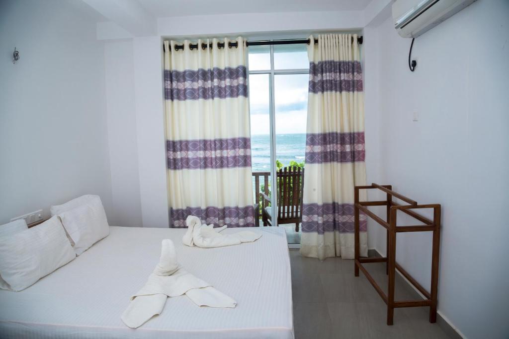 Двухместный (Двухместный номер Делюкс с 1 кроватью), Wave Beach Resort Unawatuna