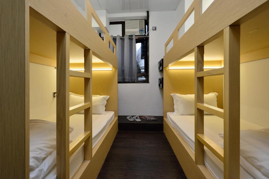 Номер (Кровать в общем 4-местном номере для мужчин и женщин) гостевого дома Atlas Hostel & Backpackers, Гонконг (город)