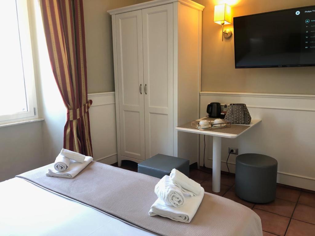 Двухместный (Классический двухместный номер с 1 кроватью) гостевого дома 207 Inn, Рим