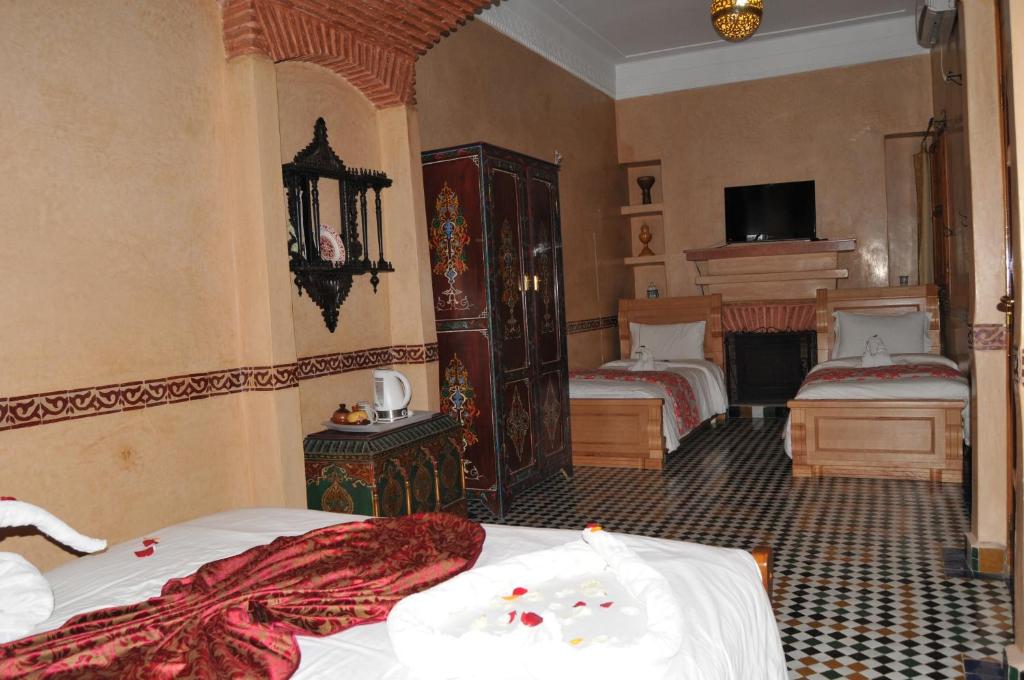 Четырехместный (Улучшенный четырехместный номер), Riad Moulay Spa