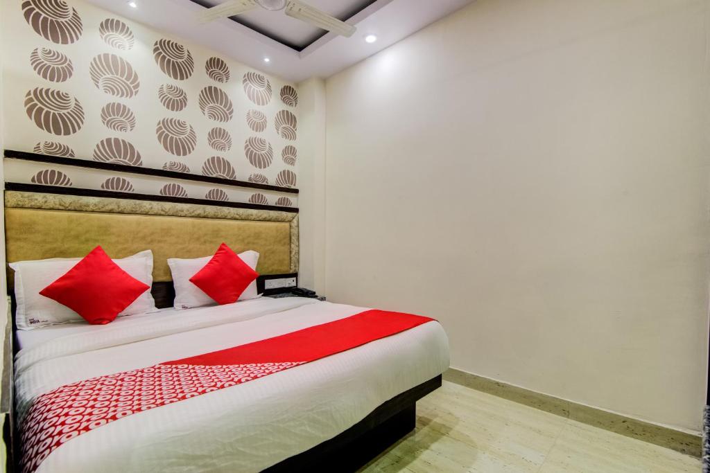 Двухместный (Бюджетный двухместный номер с 1 кроватью) отеля OYO 46440 India Continental, Нью-Дели