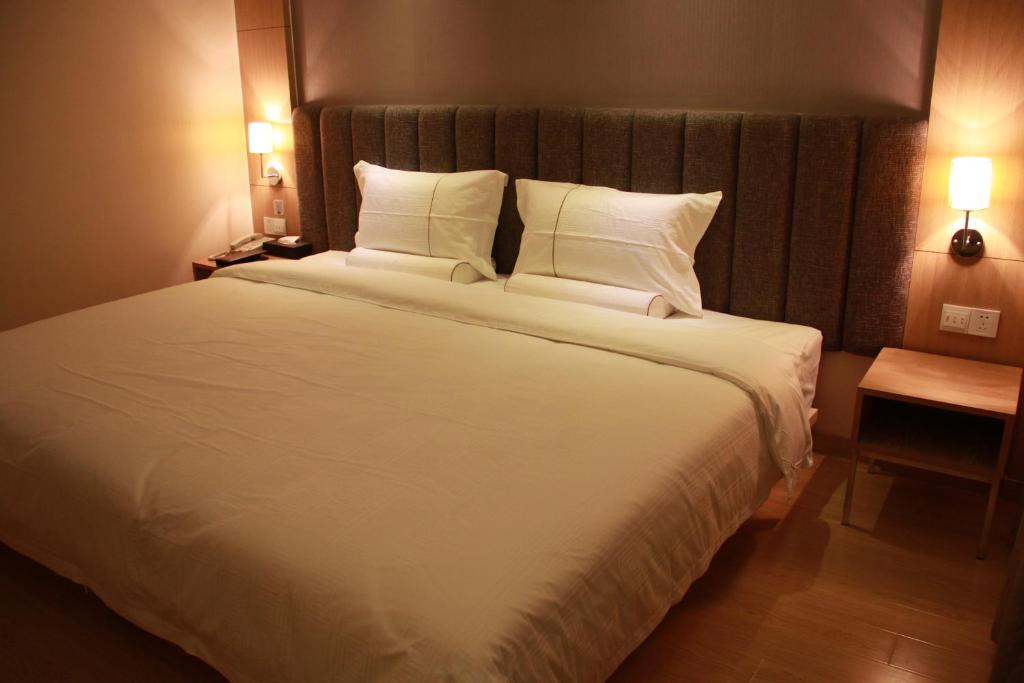 Двухместный (Улучшенный двухместный номер с 1 кроватью - Zero Pressure) отеля Starway Tianlin Hotel, Шанхай