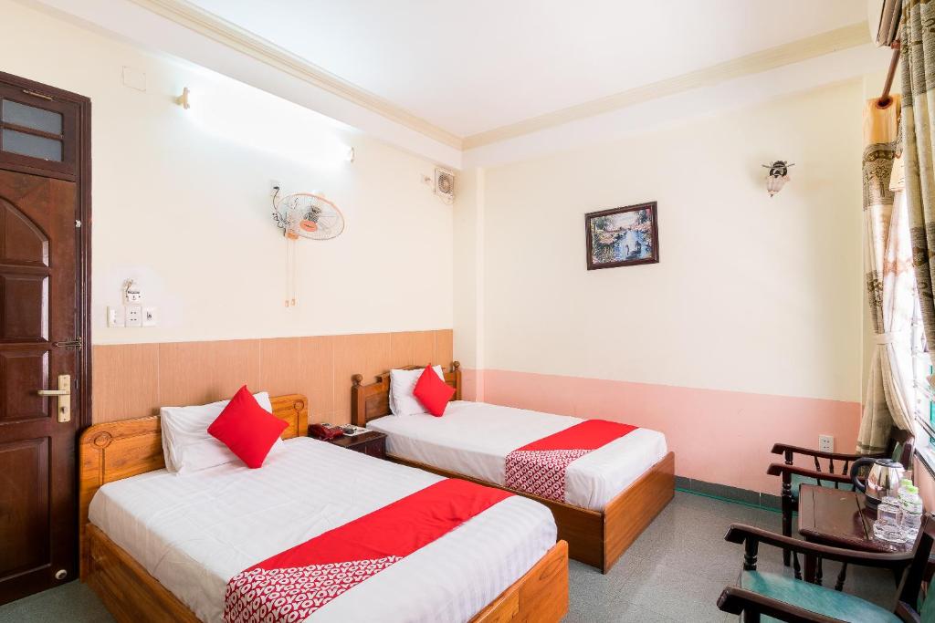 Двухместный (Улучшенный двухместный номер с 2 отдельными кроватями) отеля Mimosa Hotel Danang, Дананг