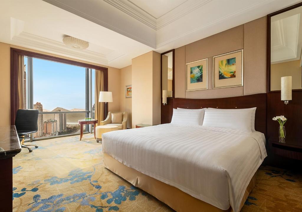 Двухместный (Horizon Deluxe King Room（Enjoy minibar for free during the first night,until Dec 31st of 2021 ）), Shangri-La Hotel,Suzhou