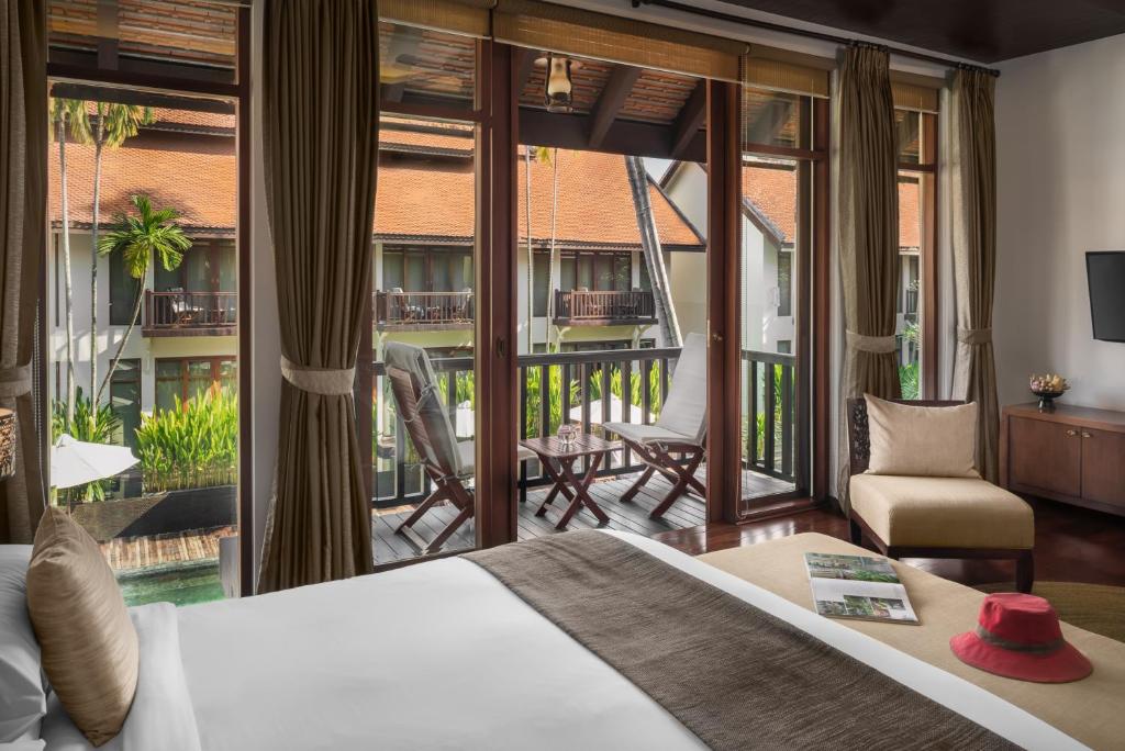 Сьюит (Люкс «Премьер») отеля Anantara Angkor Resort, Сием Рип