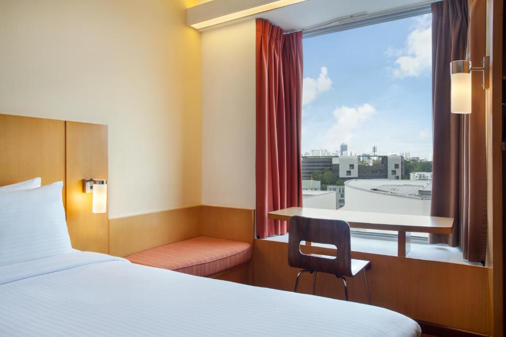 Двухместный (Special Offer - Standard King Room with Extra Benefits) отеля Ibis Singapore on Bencoolen, Сингапур (город)