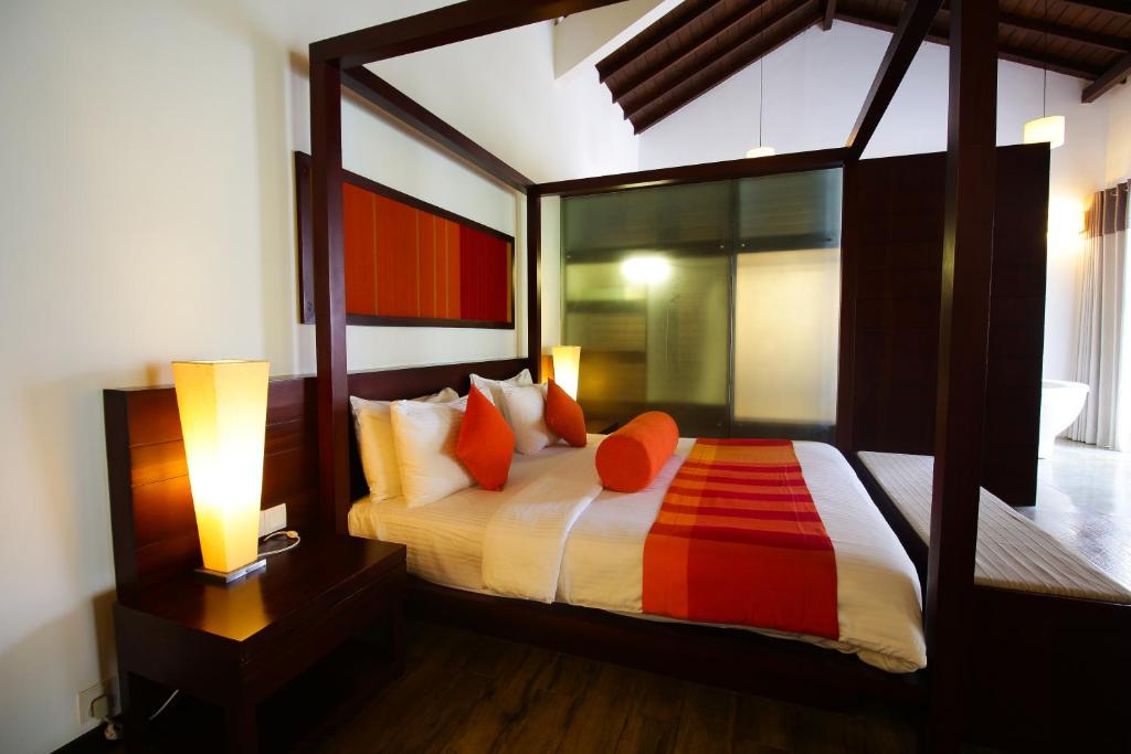 Двухместный (Двухместный номер «Премиум» с кроватью размера «queen-size» или 2 отдельными кроватями, вид на океан) курортного отеля The Calm Resort & Spa, Пасикуда