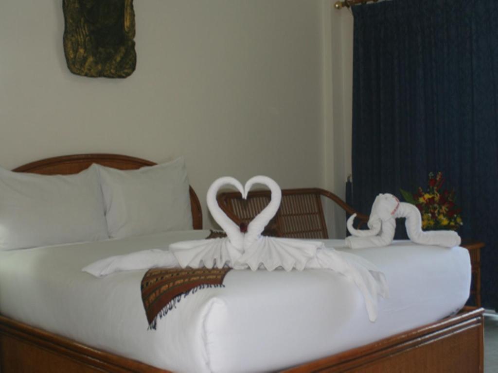 Двухместный (Двухместный номер Делюкс с 2 отдельными кроватями) отеля Palmview Resort, Пхукет
