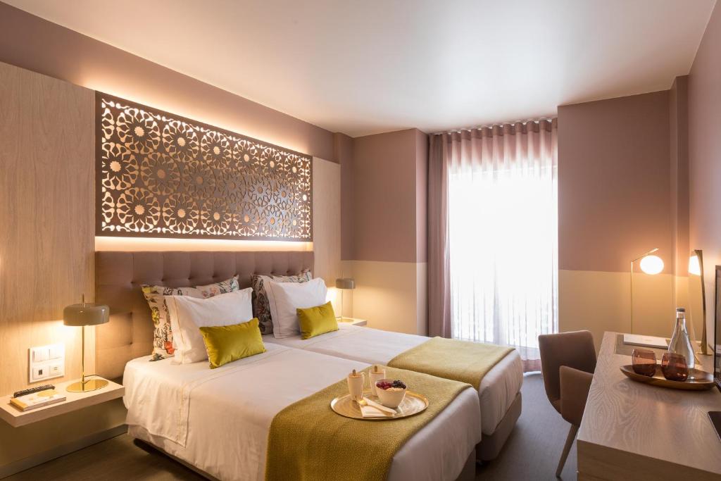 Двухместный (Двухместный номер Делюкс с 2 отдельными кроватями) отеля Hotel Estrela De Fatima, Фатима