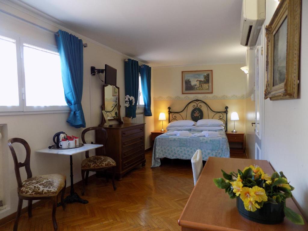 Четырехместный (Улучшенный четырехместный номер) гостевого дома Soggiorno Pitti, Флоренция