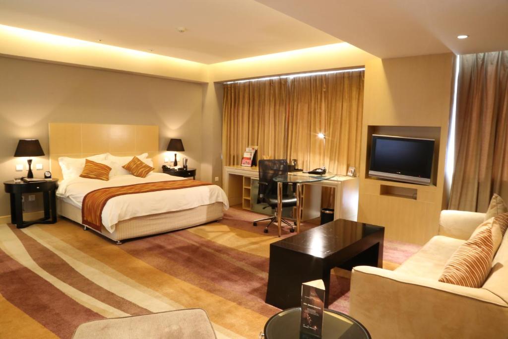 Двухместный (Номер Делюкс с кроватью размера «queen-size») отеля Wenjin Hotel, Beijing, Пекин