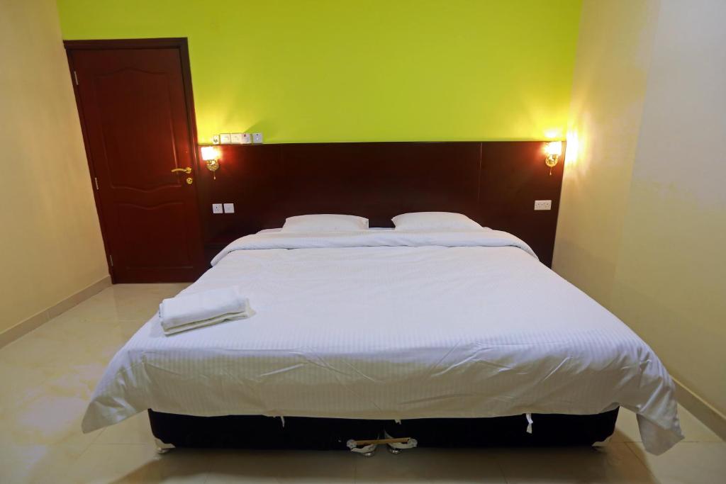 Двухместный (Стандартный двухместный номер с 1 кроватью) апарт-отеля Al Dhiyafa Palace Hotel Apartments, Маскат