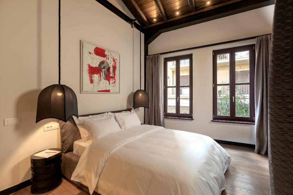 Двухместный (Улучшенный двухместный номер с 1 кроватью или 2 отдельными кроватями, вид на город) отеля Noma Hotel, Афины