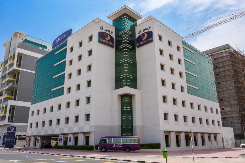 Отель Premier Inn Dubai Silicon Oasis