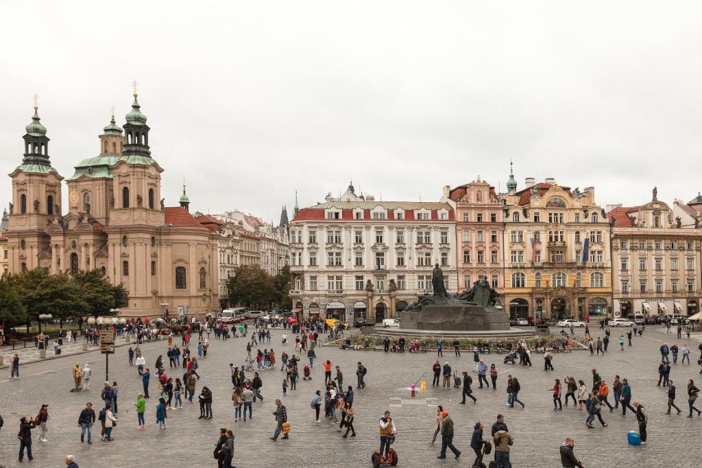 Сьюит (Представительский люкс с балконом), Апарт-отель Old Town Square