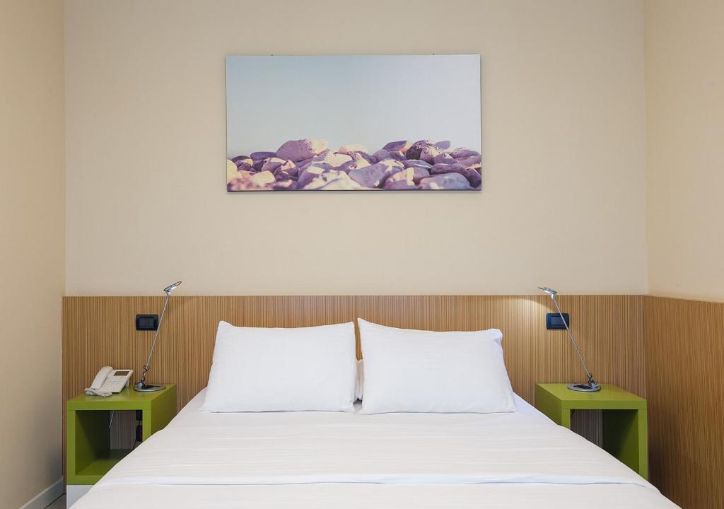 Двухместный (Двухместный номер с 1 кроватью или 2 отдельными кроватями) отеля Camplus Guest Turro, Милан