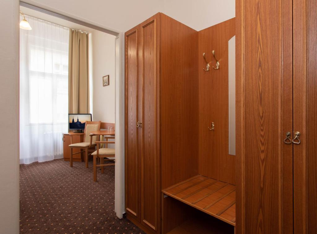 Двухместный (Двухместный номер с 1 кроватью и ванной комнатой) отеля Novoměstský, Прага