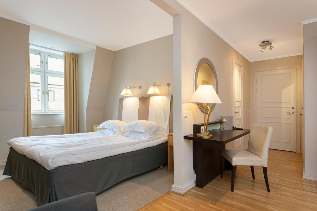 Двухместный (Улучшенный двухместный номер с 1 кроватью или 2 отдельными кроватями) отеля Elite Hotel Savoy, Мальме