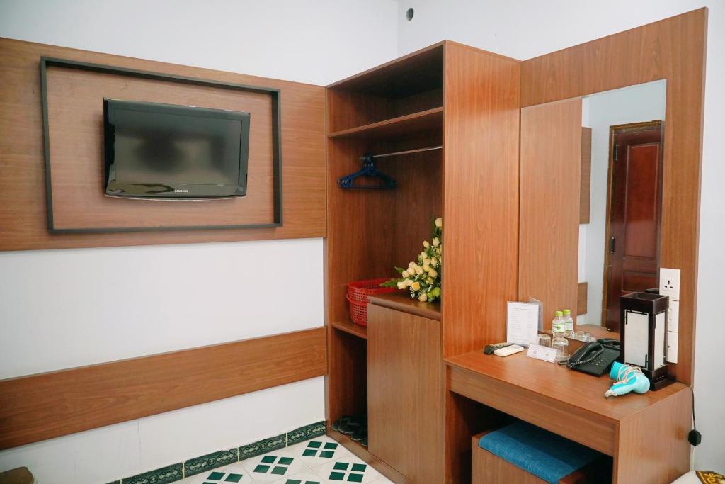 Двухместный (Бюджетный двухместный номер с 1 кроватью) отеля Dai A Hotel, Дананг