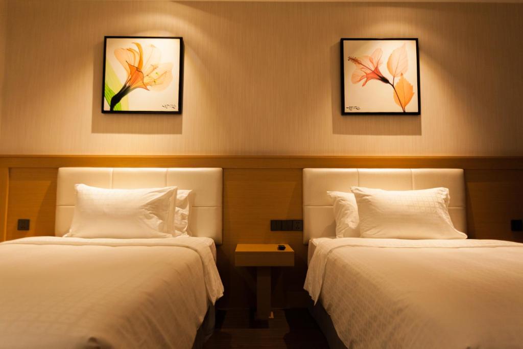 Двухместный (Номер Делюкс с кроватью размера «queen-size») отеля Vung Tau Riva Hotel, Вунгтау