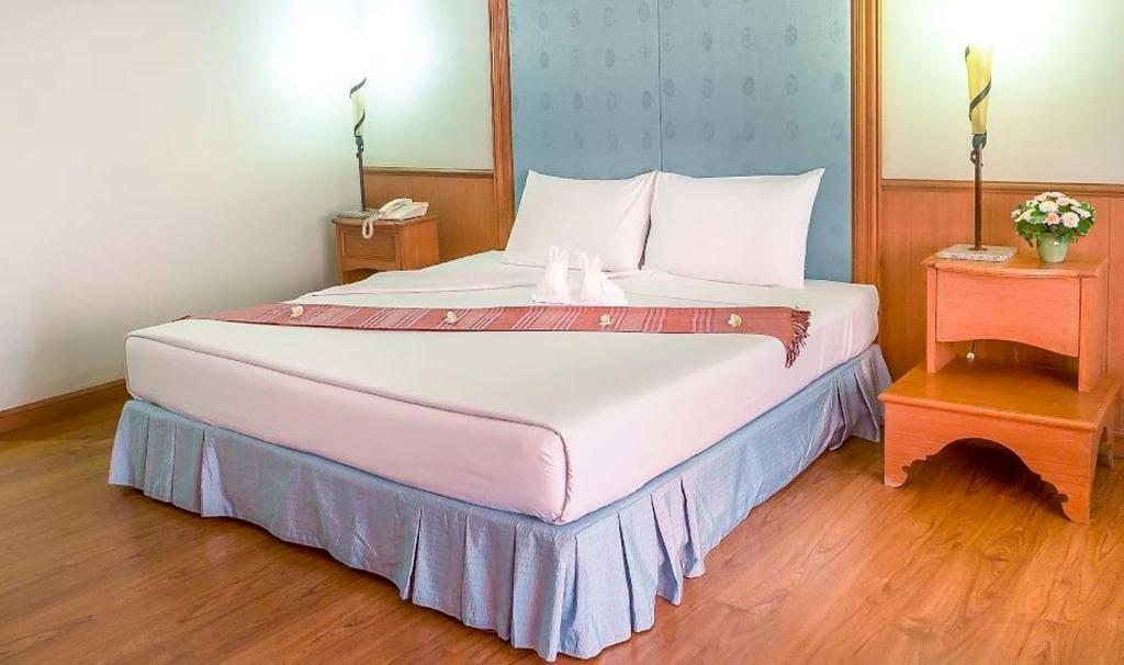 Двухместный (Двухместный номер Делюкс с 1 кроватью или 2 отдельными кроватями) отеля Ban Chiang, Удонтхани