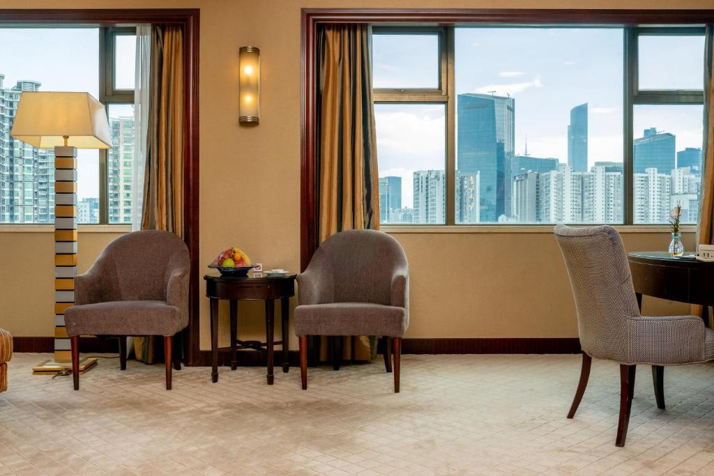 Двухместный (Двухместный номер Делюкс с 2 отдельными кроватями и окном) отеля Grand International Hotel, Гуанчжоу