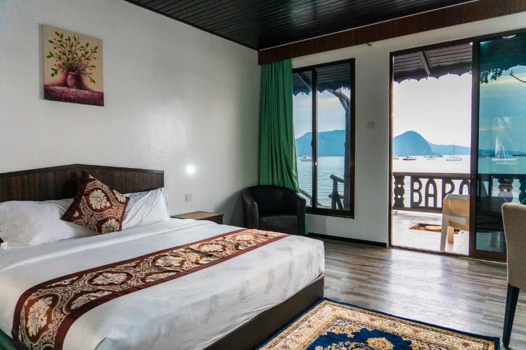 Двухместный (Номер с кроватью размера «queen-size», вид на море) курортного отеля De Baron Resort, Лангкави