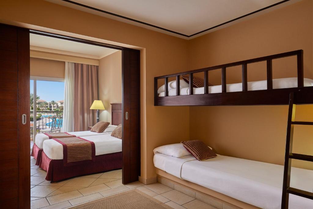 Двухместный (Двухместный семейный номер с 2 отдельными кроватями - Здание Jaz Mirabel Beach) курортного отеля Jaz Mirabel Resort, Шарм-эль-Шейх