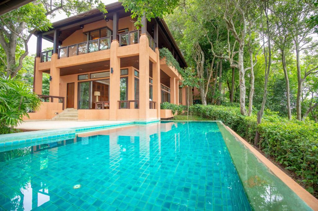 Вилла (Вилла Residence с 3 спальнями, бассейном и видом на сад) курортного отеля Sri Panwa Phuket Luxury, Пхукет
