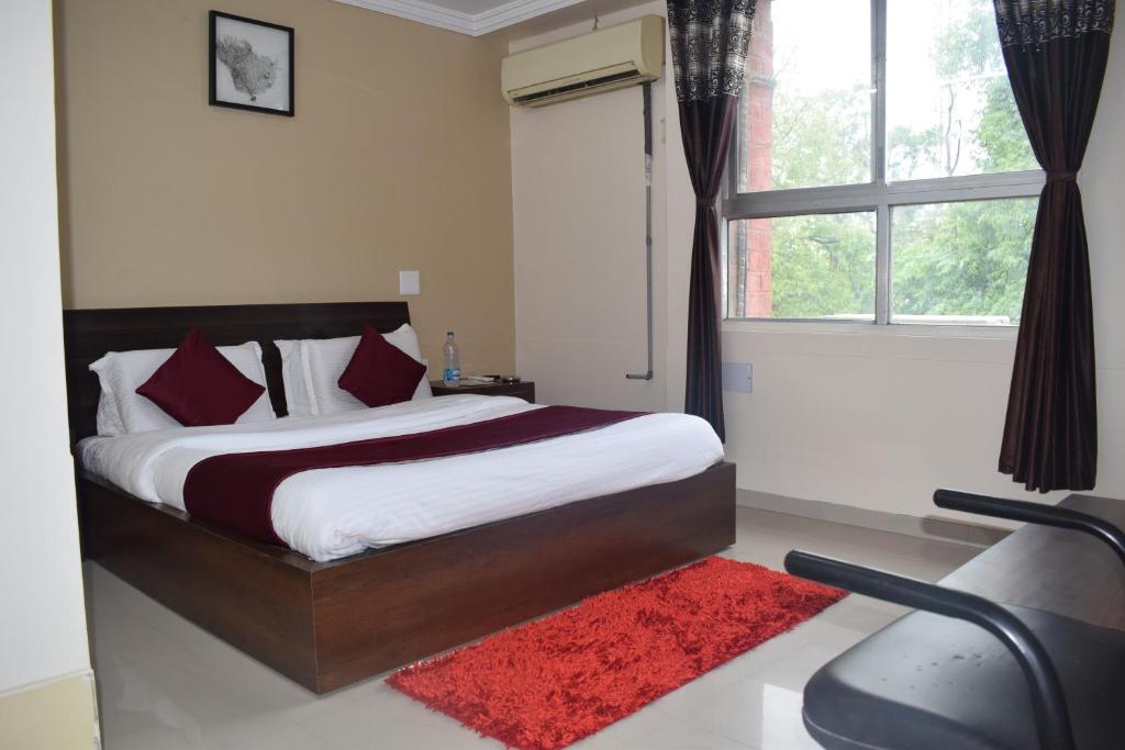 Отель Hotel Vasundra, Гандинагар