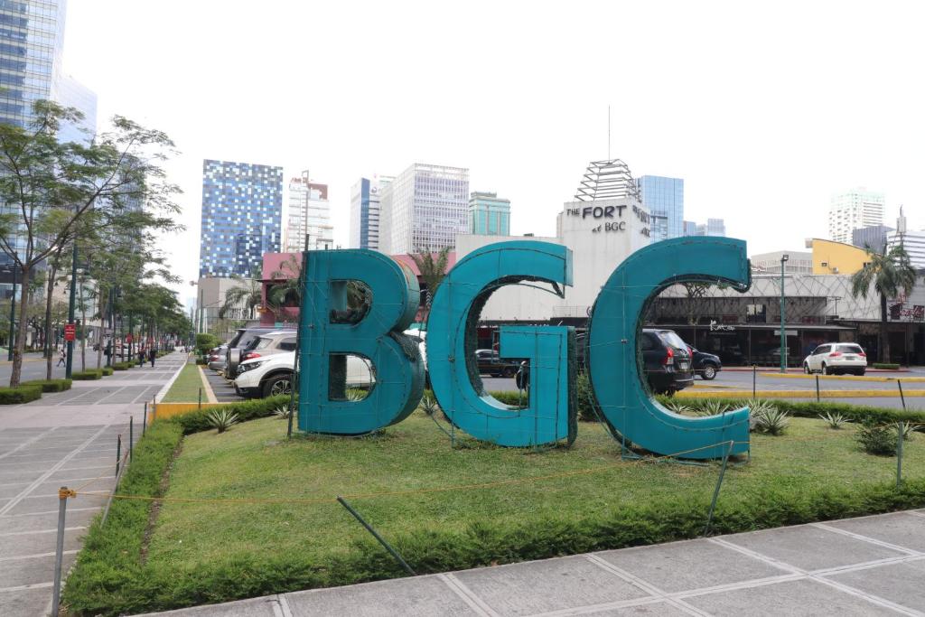 Апартаменты (Апартаменты с 1 спальней), Oasis Regency @ Fort Victoria BGC