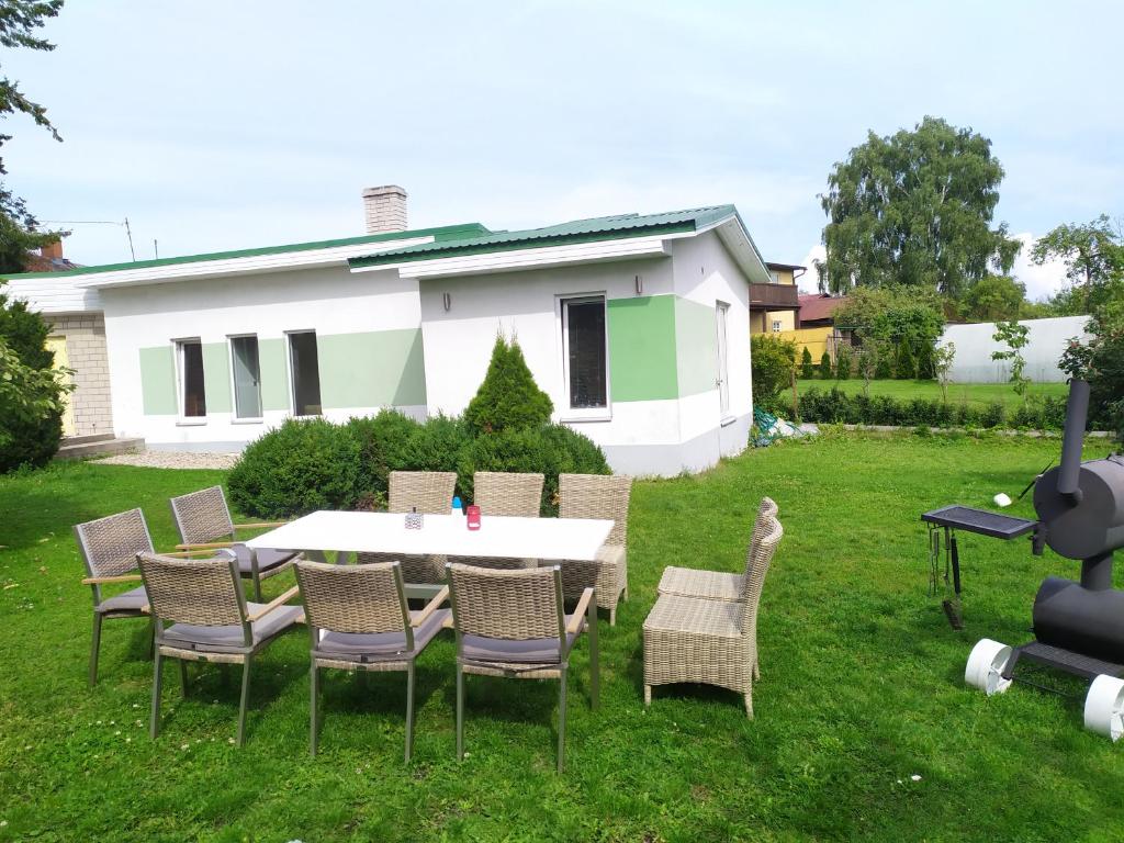 Номер (Дом с 5 спальнями и сауной), Allika Holiday House