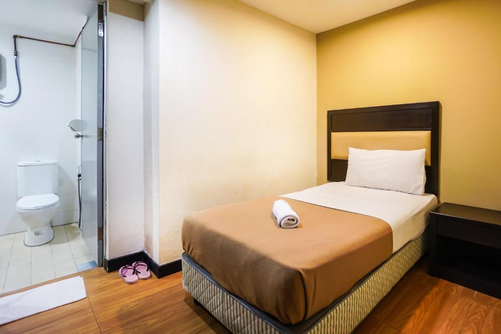 Одноместный (Одноместный номер с собственной ванной комнатой) отеля Lodge 18 Hotel, Пенанг