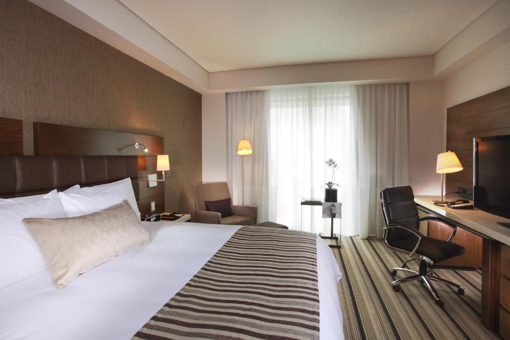 Двухместный (Deluxe Guest room, 1 King Bed, City view), JW Marriott Hotel Mexico City Santa Fe