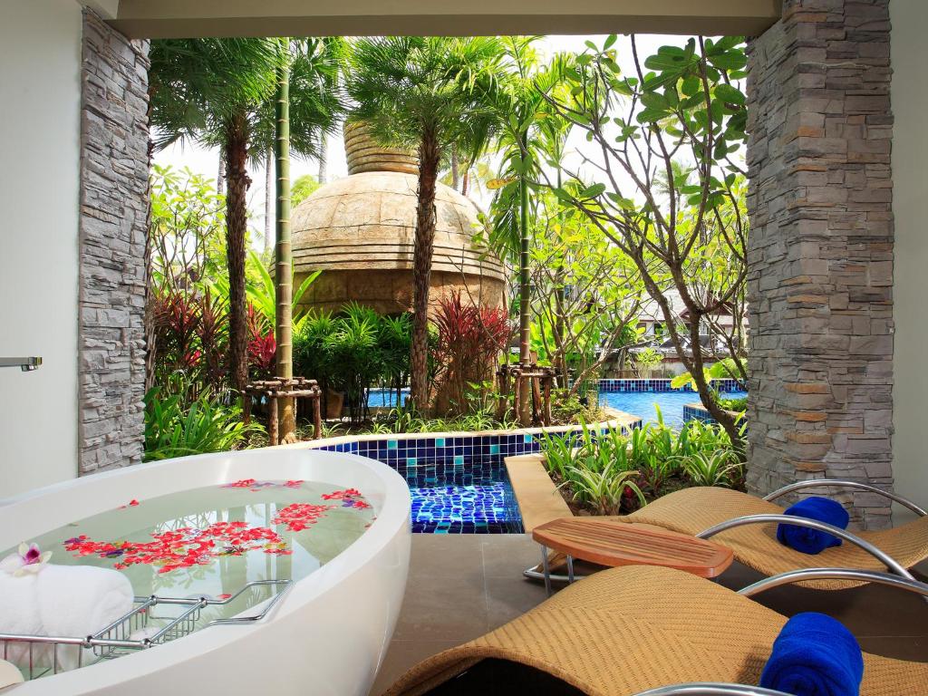 Сьюит (Люкс с доступом к бассейну) курортного отеля Sentido Graceland Khao Lak, Кхаулак