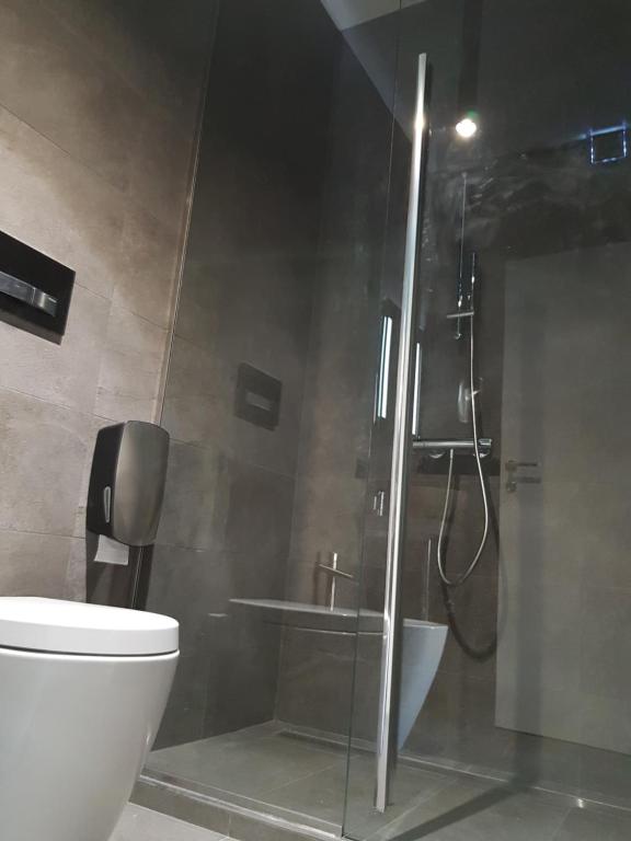 Одноместный (Одноместный номер с собственной внешней ванной комнатой) отеля Cinecittà Luxury, Рим