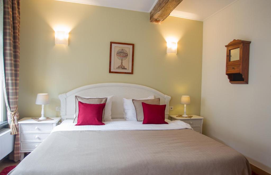 Двухместный (Двухместный номер с 1 кроватью или 2 отдельными кроватями, а также ванной и душем) отеля B&B Camelias, Брюгге