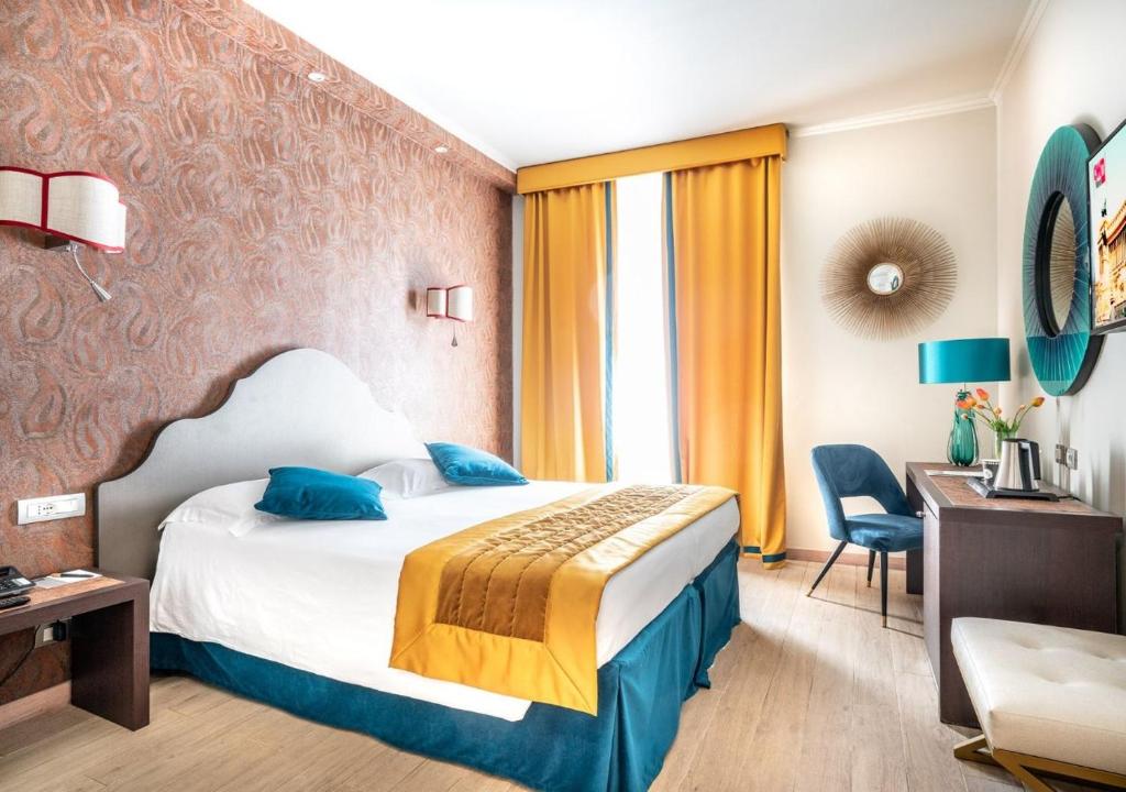Двухместный (Двухместный номер «Премиум» с 1 кроватью) отеля FH Grand Hotel Palatino, Рим
