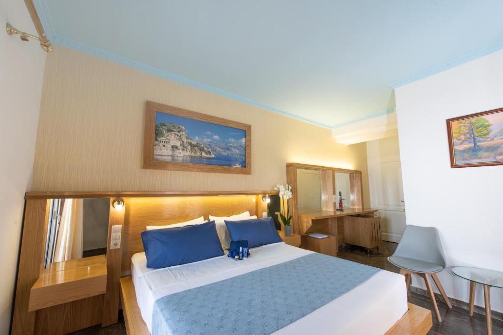 Двухместный (Двухместный номер с 1 кроватью или 2 отдельными кроватями) отеля Lido Corfu Sun Hotel 4 Stars All-inclusive, Бенитсес