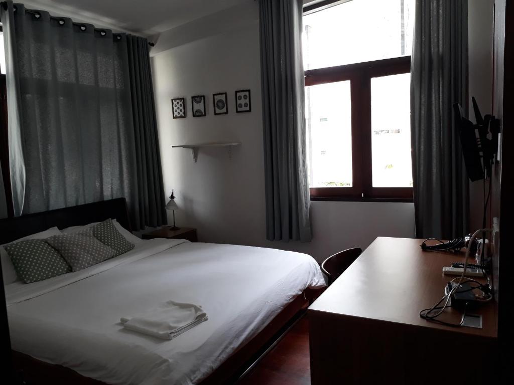 Двухместный (Двухместный номер с 1 кроватью и собственной ванной комнатой вне номера) хостела House23 Hotel, Бангкок
