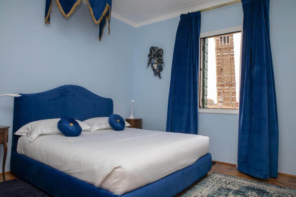 Апартаменты (Three-Bedroom Apartment with Terrace -  Separate Building), Palazzo Paruta