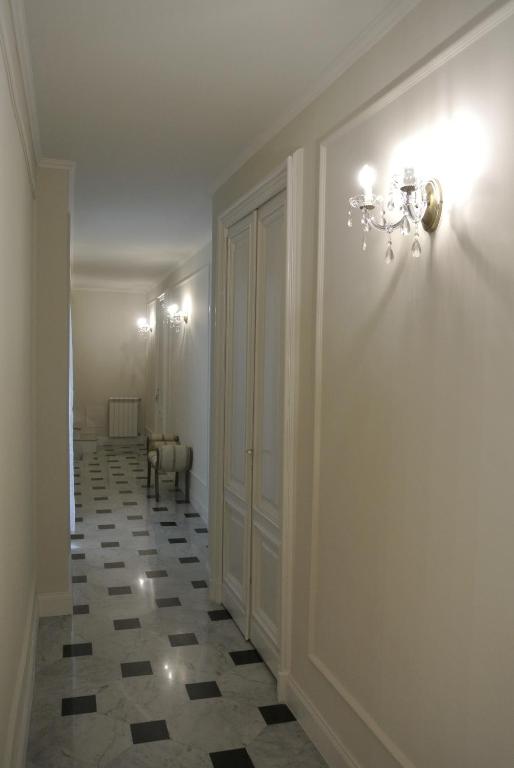 Двухместный (Двухместный номер с 1 кроватью или 2 отдельными кроватями и собственной внешней ванной комнатой) гостевого дома Palazzo Zecchino, Генуя