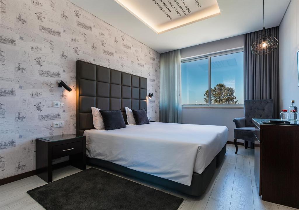 Двухместный (Стандартный двухместный номер с 1 кроватью или 2 отдельными кроватями) отеля Lisotel - Hotel & Spa, Лейрия