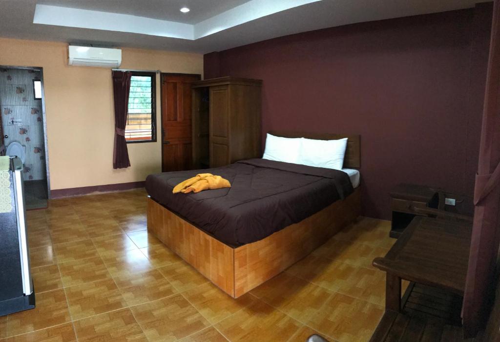 Двухместный (Стандартный двухместный номер с 1 кроватью) отеля Khanruen Fishing Resort, Районг