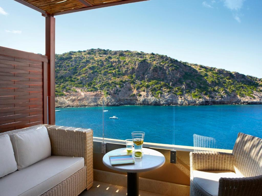 Трехместный (Номер Делюкс с видом на море), Daios Cove Luxury Resort & Villas