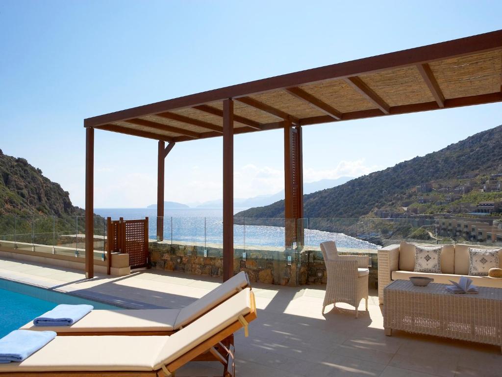 Сьюит (Люкс с 1 спальней с видом на море и отдельным бассейном), Daios Cove Luxury Resort & Villas