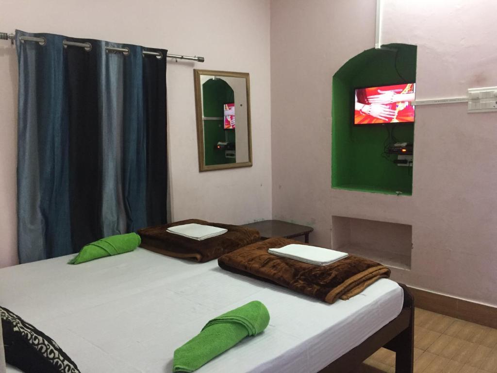 Двухместный (Двухместный номер Делюкс с 1 кроватью) гостевого дома Baba Guest House, Варанаси