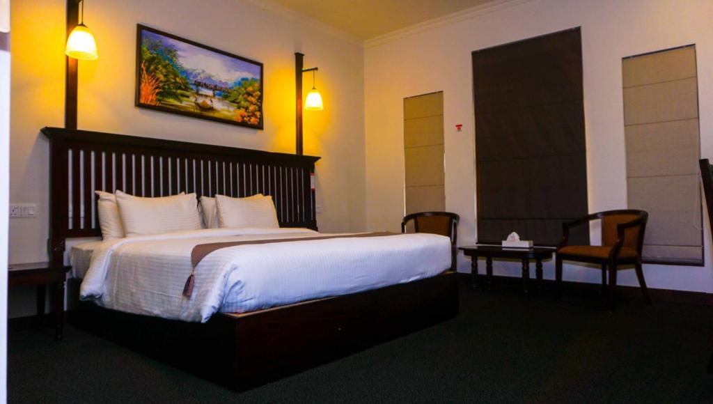 Двухместный (Улучшенный двухместный номер с 1 кроватью) отеля Hotel Nippon Colombo, Коломбо