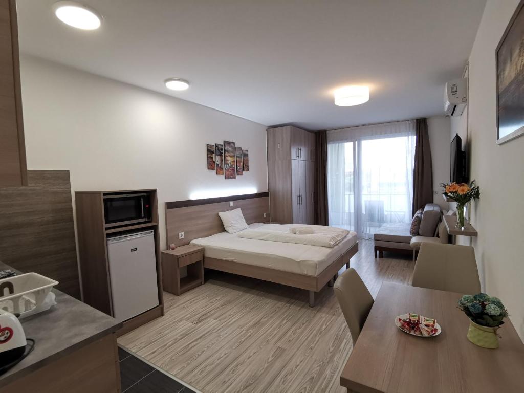 Студио (Семейный номер-студио), Corvin holiday Apartments hotel