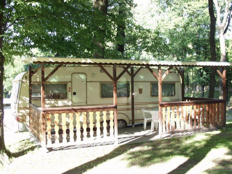 Двухместный (Передвижной дом в кемпинге для 4 гостей) кемпинга Auto-Camping Park, Еленя-Гура